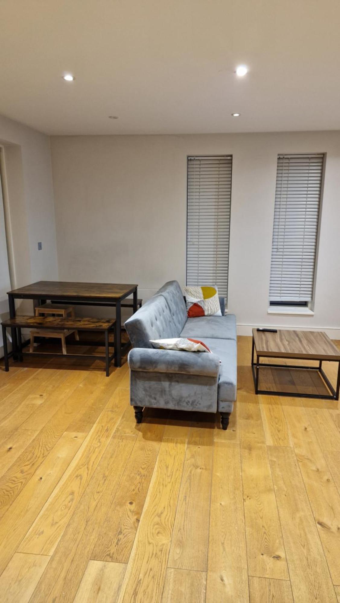 London City Apartment Илинг Экстерьер фото